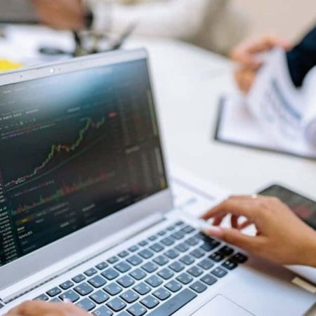 Fresh Trading Resources Bring Clarity to Complex Market Decisions